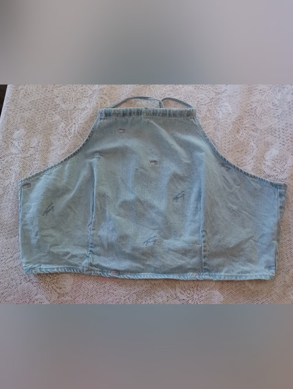 TOMMY JEANS ALL OVER EMBROIDERED CRITTER TIE BACK DENIM CROP TOP XL (40" BUST)